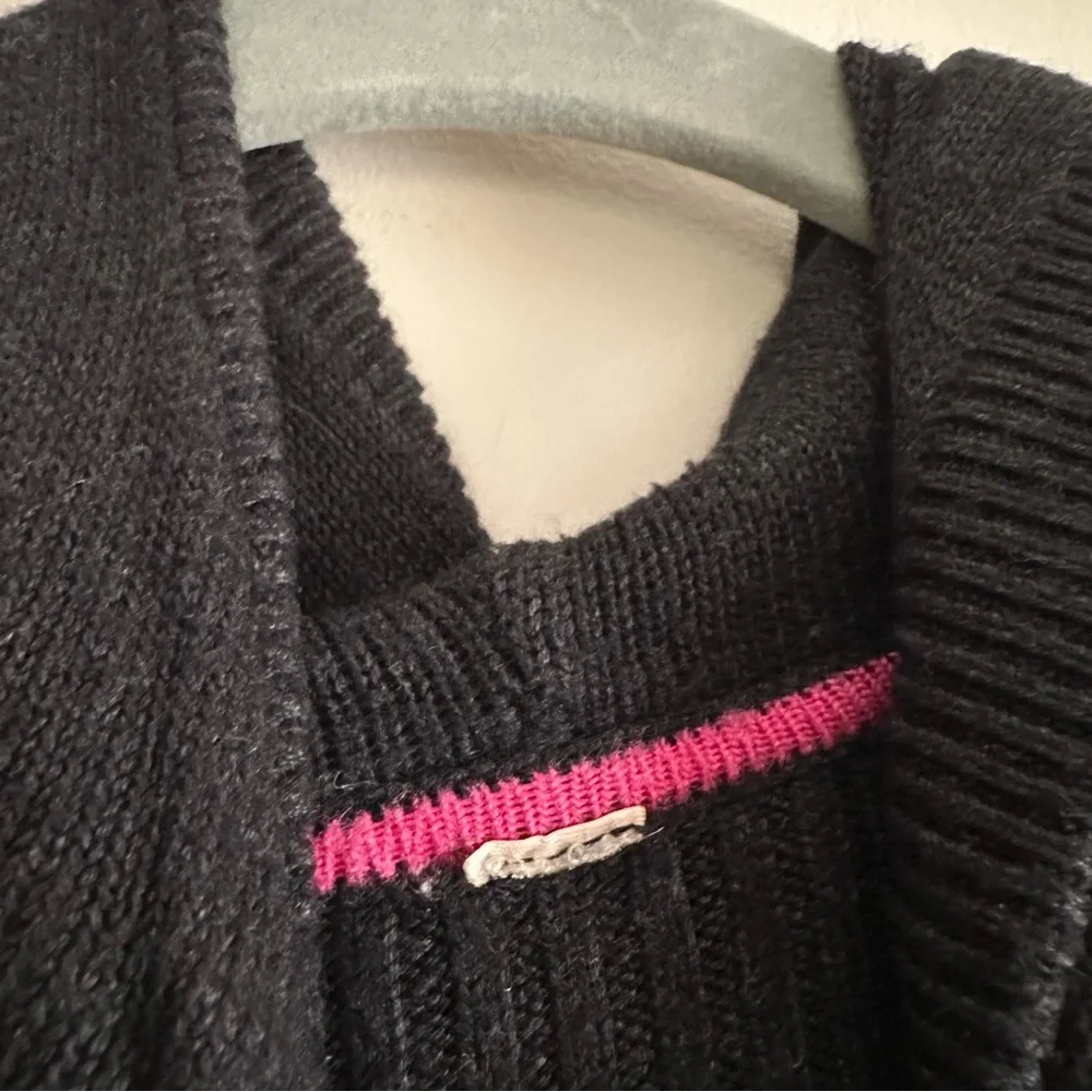 Lululemon • Peace of‎ Mind Wrap in Heathered Black